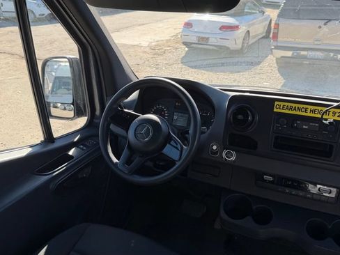 Used 2019 Mercedes-Benz Sprinter 144 image 15