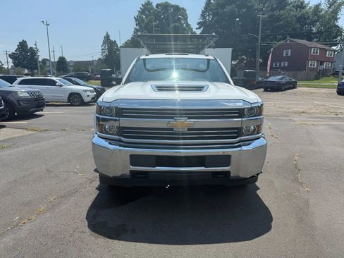 Used 2018 Chevrolet Silverado 3500 W/T w/ WT Convenience Package image 2