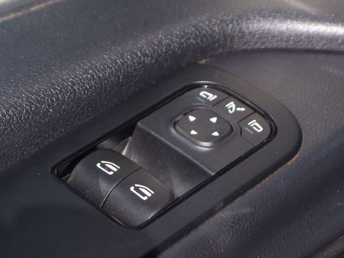 Used 2023 Mercedes-Benz Sprinter 2500 image 19