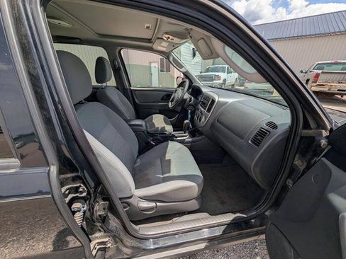Used 2007 Ford Escape XLT AWD/4WD image 24
