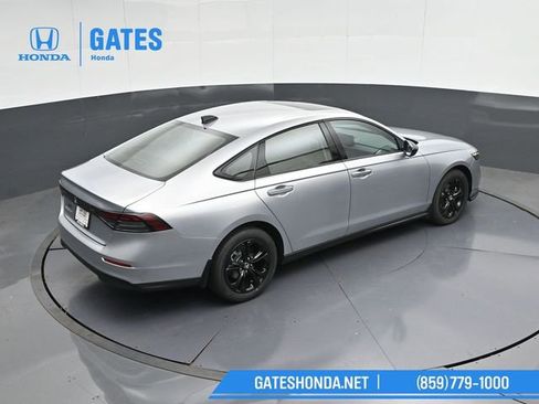 Used 2025 Honda Accord SE image 48