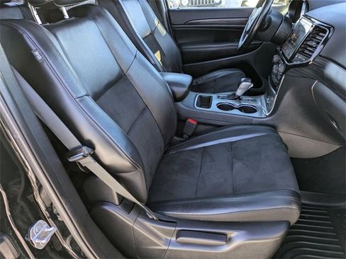 Certified 2020 Jeep Grand Cherokee Altitude image 30
