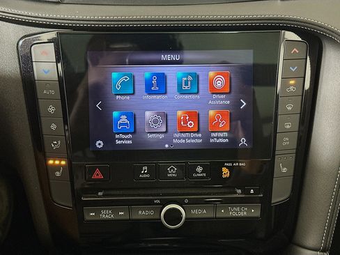 Used 2023 INFINITI QX50 Luxe image 23
