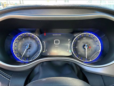 New 2026 Chrysler Pacifica Select w/ S Appearance Package FWD image 25