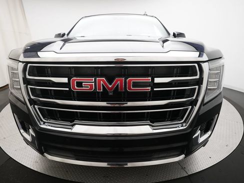 Used 2024 GMC Yukon SLT w/ SLT Luxury Package AWD/4WD image 23