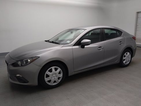 Used 2015 MAZDA MAZDA3 i Sport FWD image 2