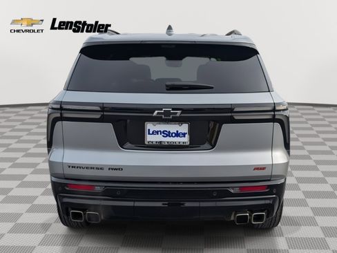 Used 2024 Chevrolet Traverse RS w/ LPO, Floor Liner Package image 4