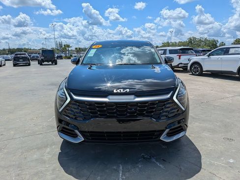 Certified 2025 Kia Sportage EX FWD image 3