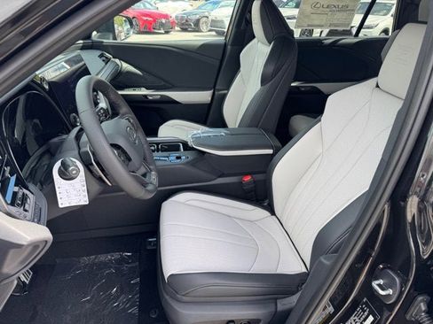 New 2026 Lexus TX 500h AWD w/ Technology Package image 7