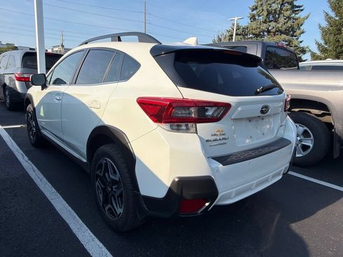 Used 2020 Subaru Crosstrek 2.0i Limited w/ Moonroof Package w/Navigation AWD/4WD image 2
