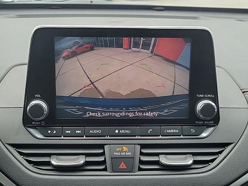 Used 2020 Nissan Altima 2.5 SR w/ Premium Package image 19