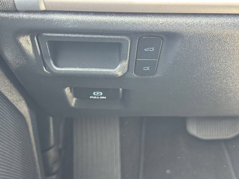 Used 2025 Ford Expedition Active RWD image 23