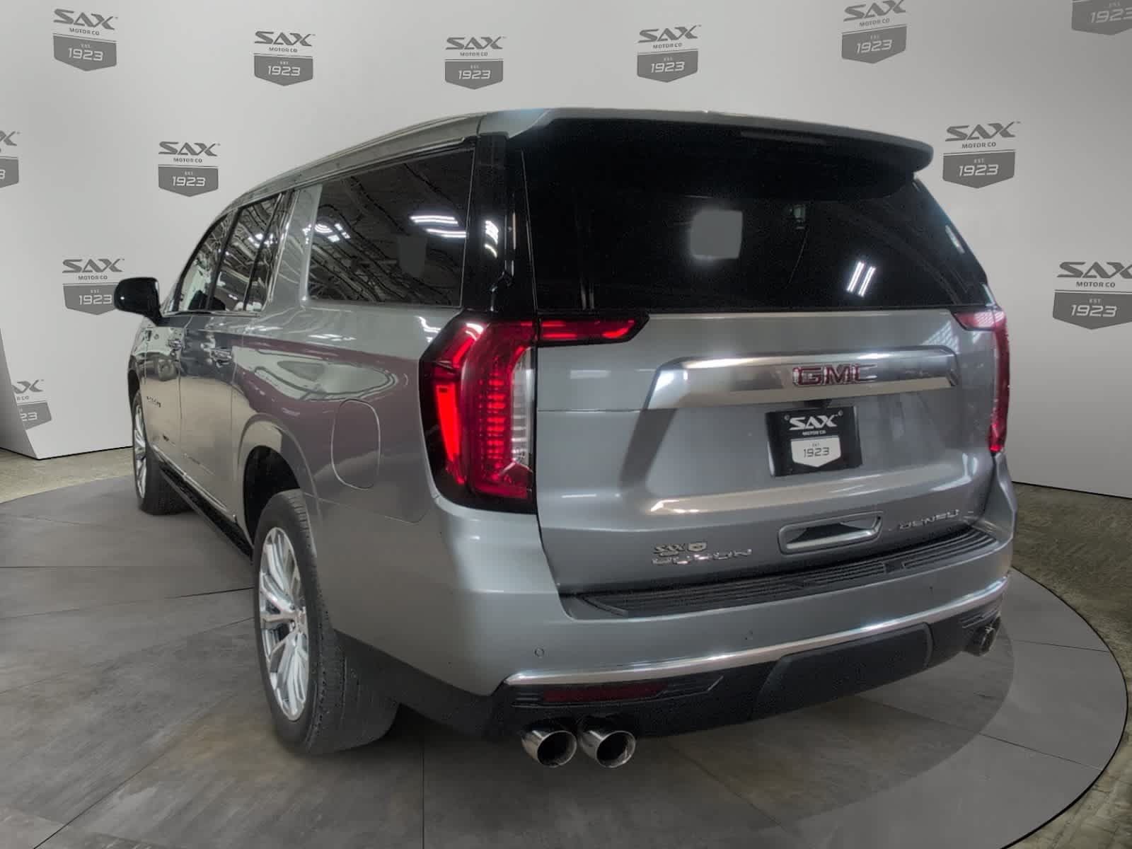Used 2023 GMC Yukon XL Denali w/ Max Trailering Package AWD/4WD image 3