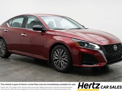 Used 2025 Nissan Altima 2.5 SV