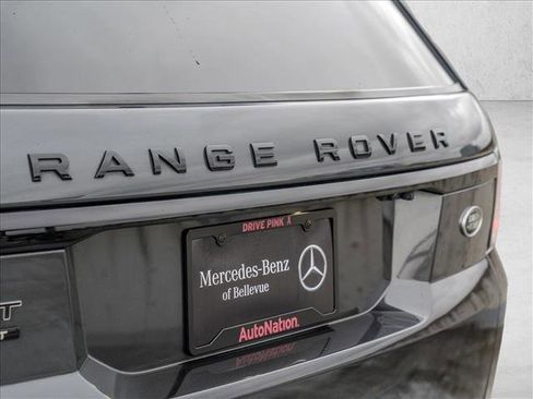 Used 2021 Land Rover Range Rover Sport HST image 12