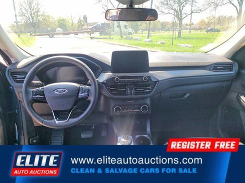 Used 2023 Ford Escape Active AWD/4WD image 17