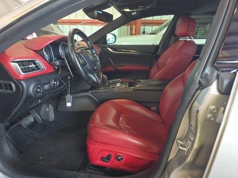 Used 2018 Maserati Ghibli S image 7