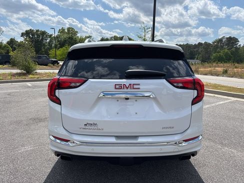 Used 2020 GMC Terrain Denali w/ Denali Premium Package AWD/4WD image 22