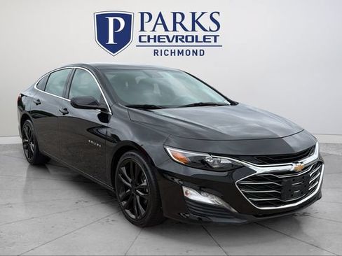 Used 2025 Chevrolet Malibu LT FWD image 1