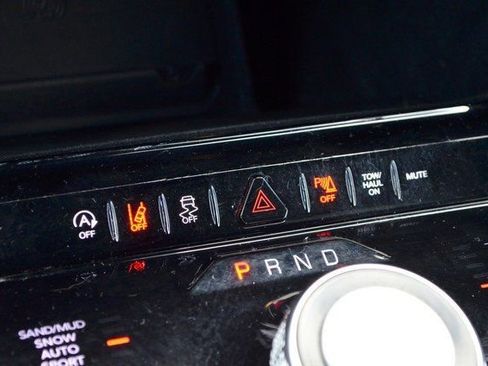 Used 2024 Jeep Wagoneer Series III image 28