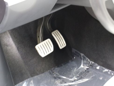 Used 2022 Tesla Model Y Performance image 60