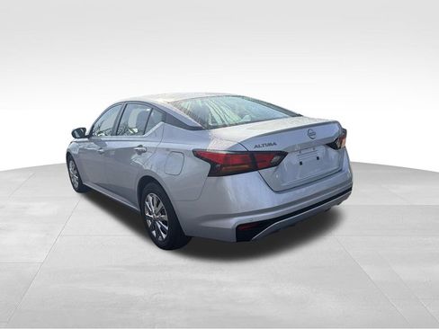 Used 2023 Nissan Altima 2.5 S image 5