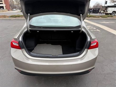 Used 2024 Chevrolet Malibu LS image 5
