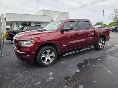 Used 2023 RAM 1500 Laramie AWD/4WD image 3