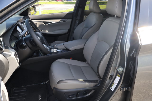 Used 2023 INFINITI QX50 Luxe FWD image 14