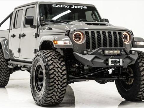 Used 2022 Jeep Gladiator Sport image 9