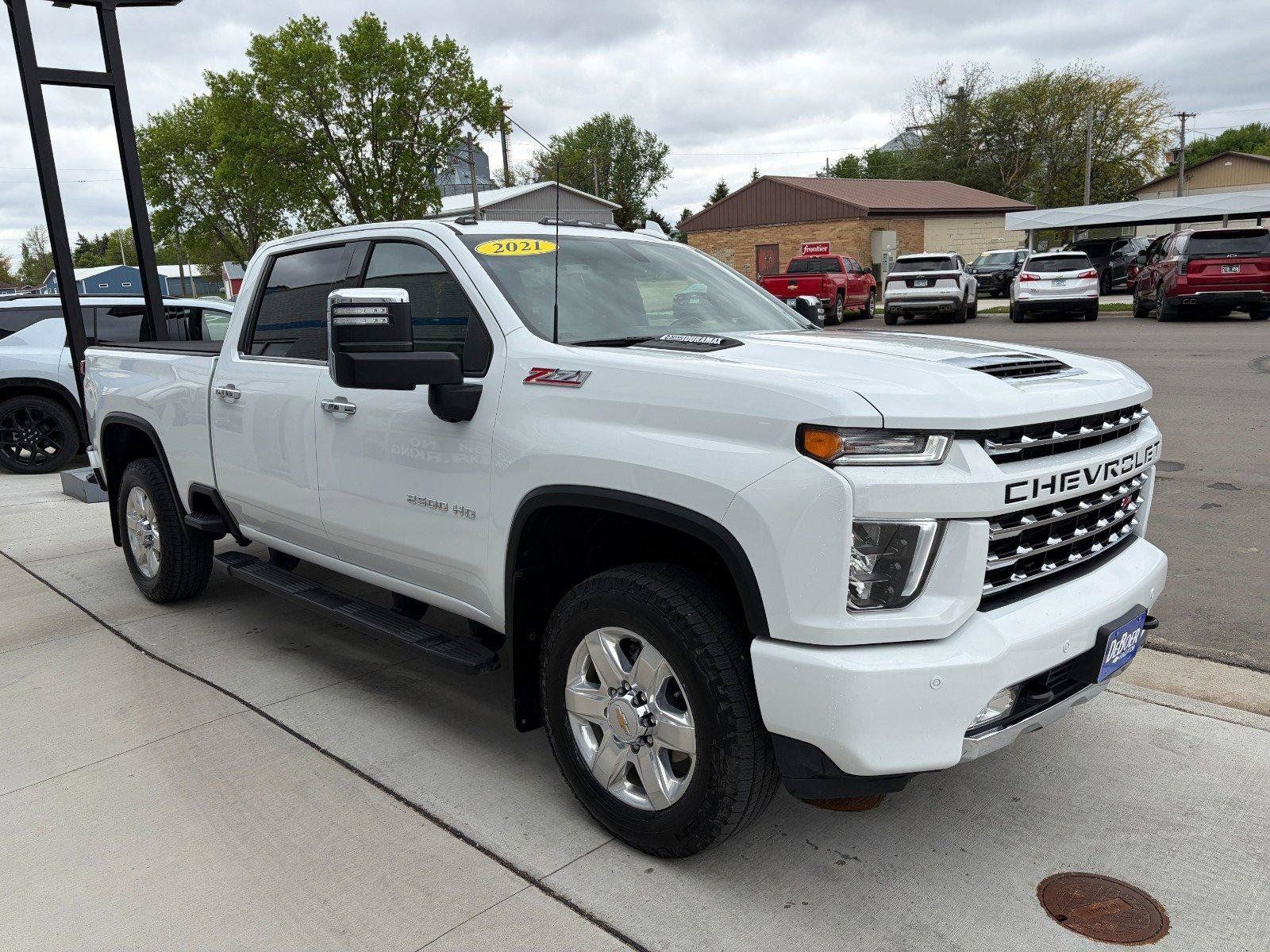 Used 2021 Chevrolet Silverado 2500 LTZ w/ Z71 Chrome Sport Edition AWD/4WD image 6