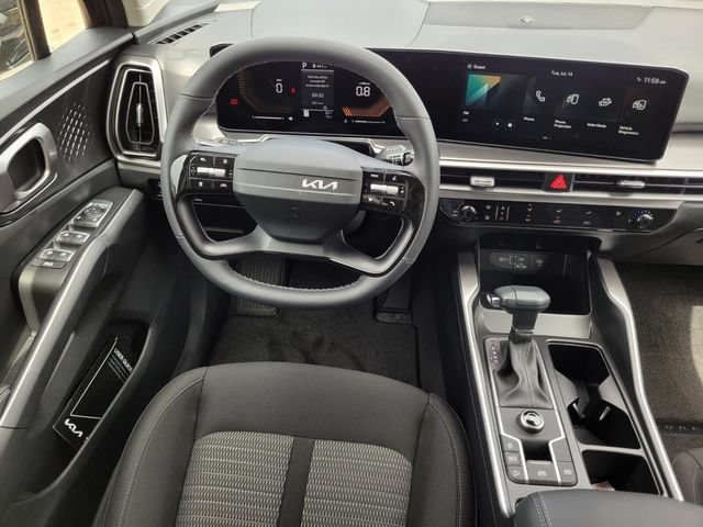New 2026 Kia Sorento LX FWD image 13