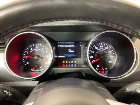Used 2018 Ford Mustang Premium image 18