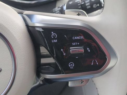 Used 2024 Jaguar F-PACE R-Dynamic S AWD/4WD image 15