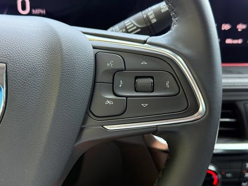 Used 2024 Buick Encore GX Sport Touring w/ Advanced Technology Package FWD image 19