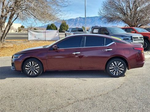 Used 2023 Nissan Altima 2.5 SV image 7