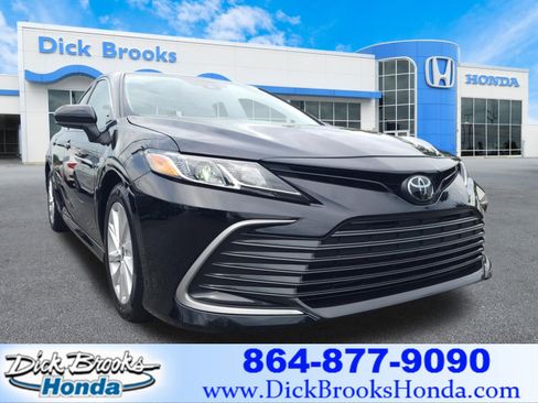 Used 2024 Toyota Camry LE FWD image 1