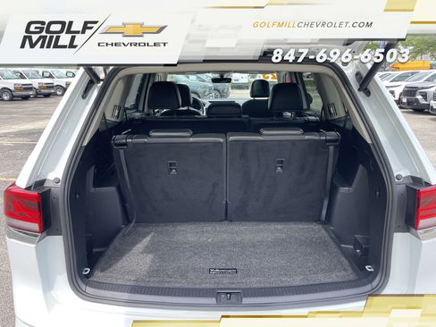 Used 2023 Volkswagen Atlas SE w/ Panoramic Sunroof Package AWD/4WD image 10