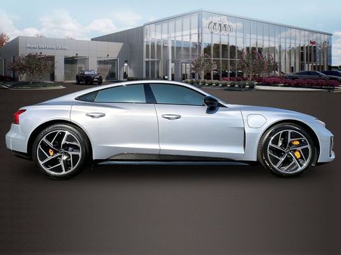 Used 2024 Audi RS e-tron GT w/ Carbon Performance Package AWD/4WD image 8