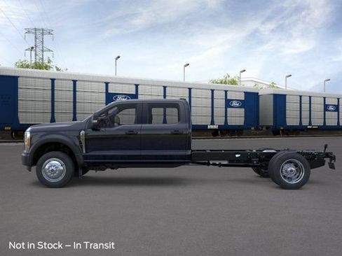 New 2026 Ford F450 2WD Crew Cab Super Duty image 3