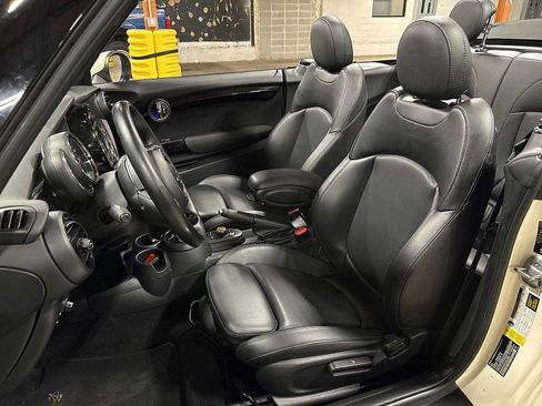 Used 2019 MINI Cooper S FWD image 15