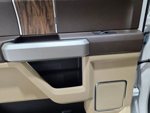 Used 2019 Ford F150 Lariat w/ Equipment Group 502A Luxury image 27