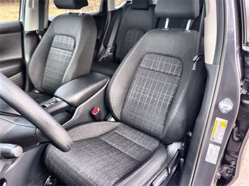 Certified 2026 Honda HR-V LX image 11