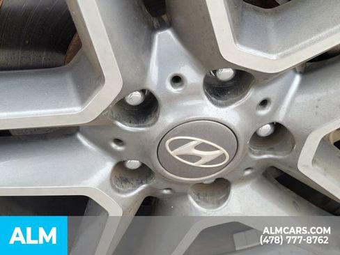 Used 2017 Hyundai Santa Fe SE image 27