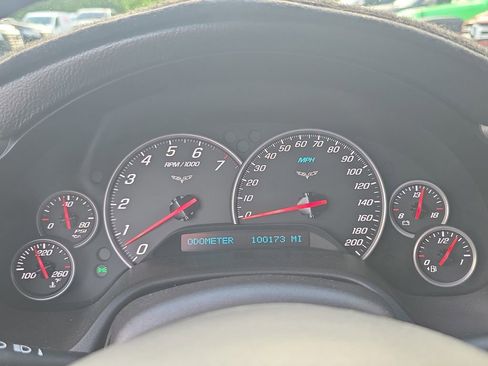 Used 2005 Chevrolet Corvette Coupe RWD image 21