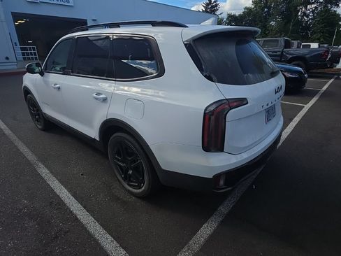 Used 2025 Kia Telluride SX Prestige X-Line AWD/4WD image 4