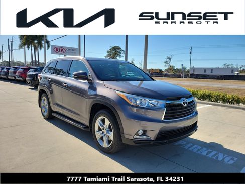 Used 2014 Toyota Highlander Limited image 1