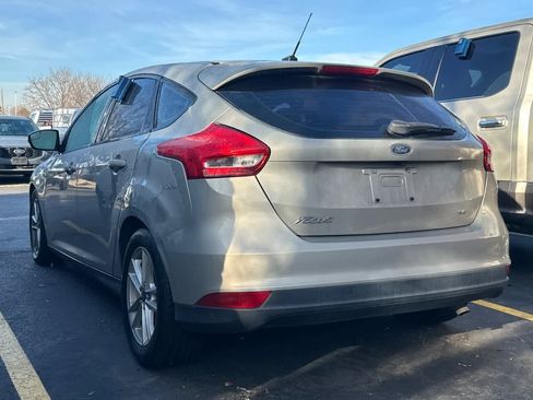 Used 2015 Ford Focus SE image 3