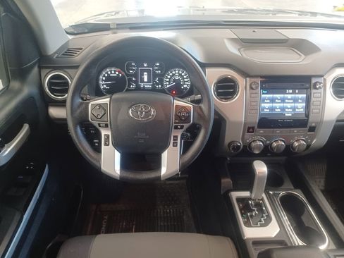 Used 2018 Toyota Tundra SR5 w/ TRD Off Road Package image 11