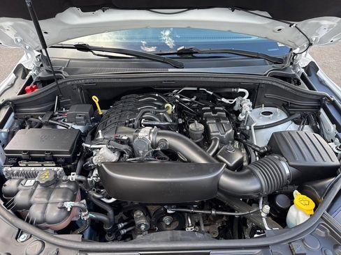 Used 2023 Dodge Durango GT image 12